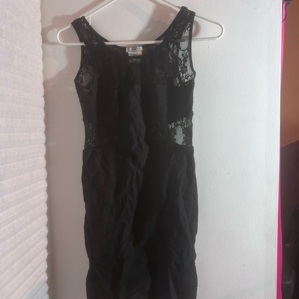 Elegant Black Lace Dress